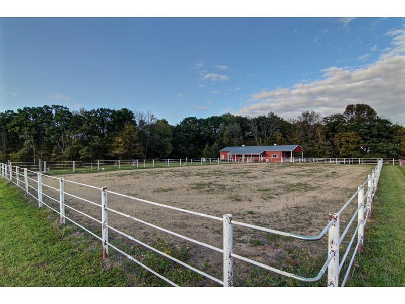 115 Blue Goose Hill Rd, Plum City, WI 54761