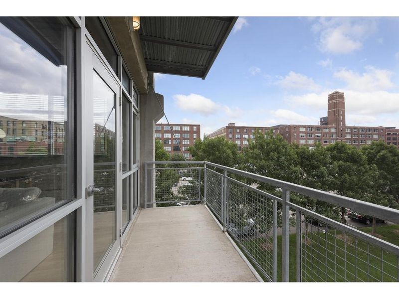 748 N 3rd St #307, Minneapolis, MN 55401