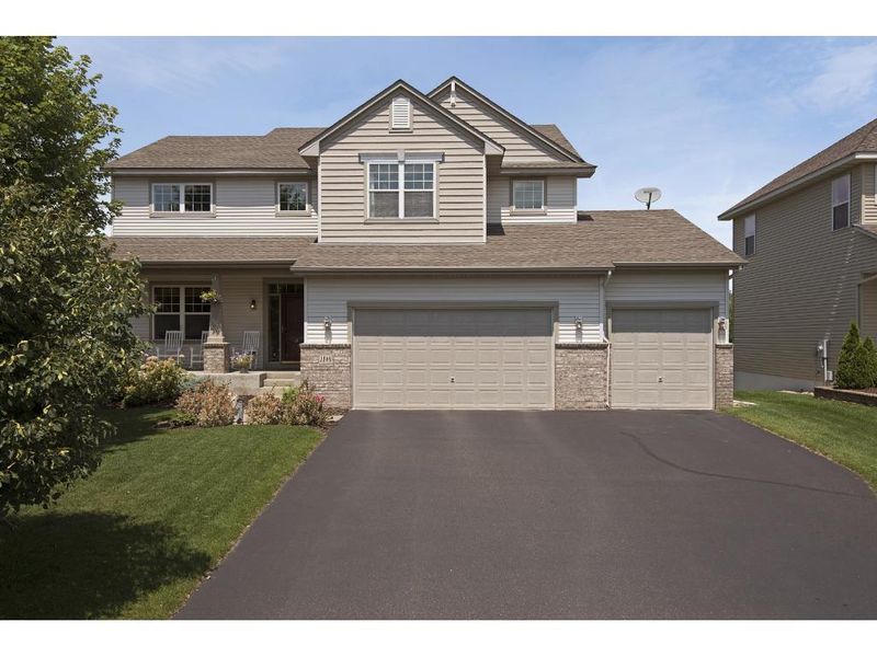 1144 Creekwood Dr N, Champlin, MN 55316