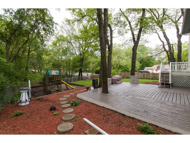 380 118th Ave NW, Coon Rapids, MN 55448