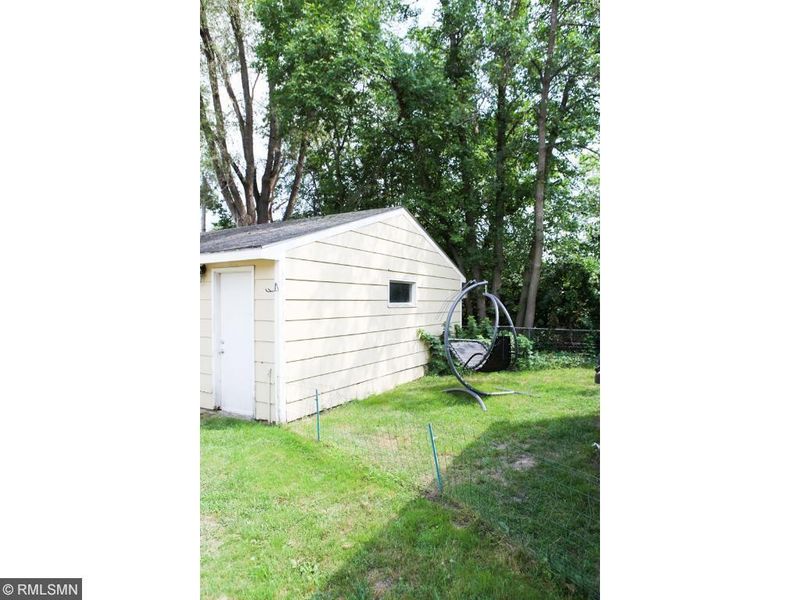 714 13th Ave N, South Saint Paul, MN 55075
