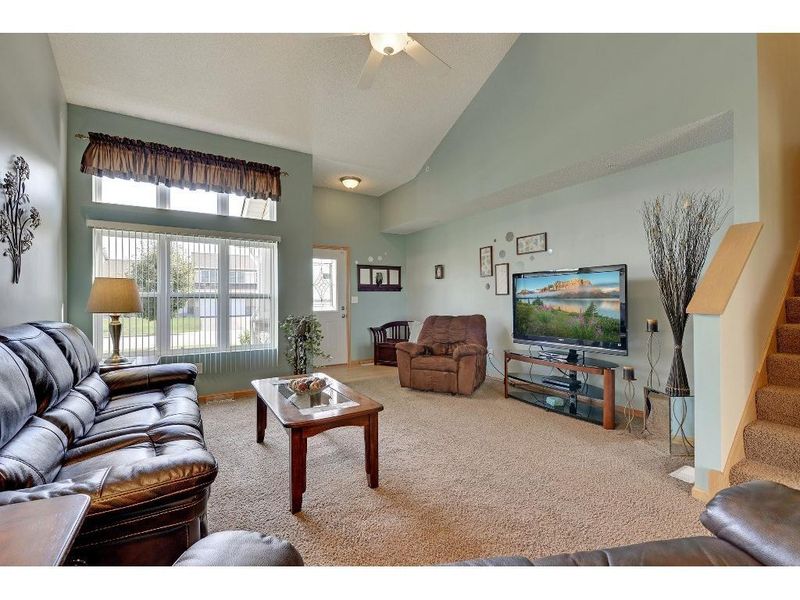6710 S 98th St, Cottage Grove, MN 55016