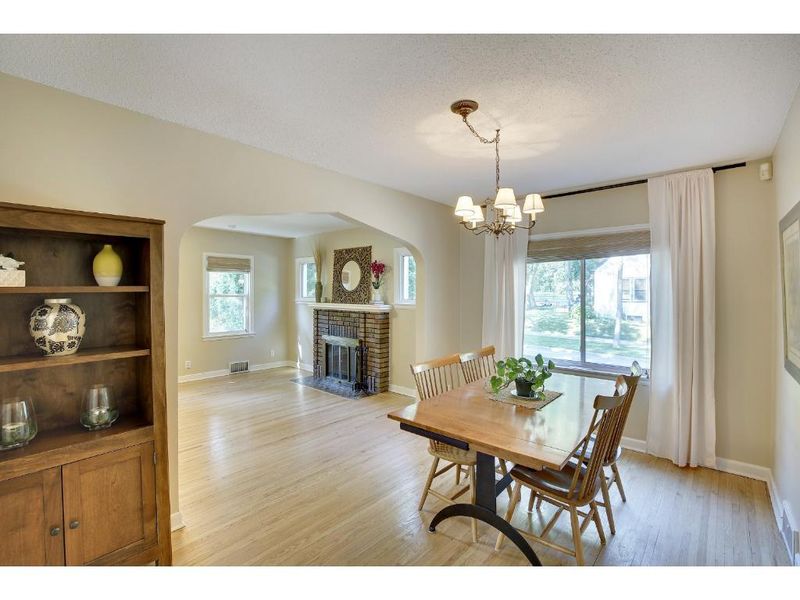 3600 E Minnehaha Pw, Minneapolis, MN 55406