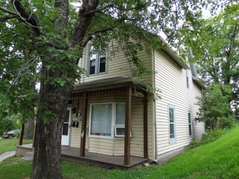 196 Acker St E, Saint Paul, MN 55117