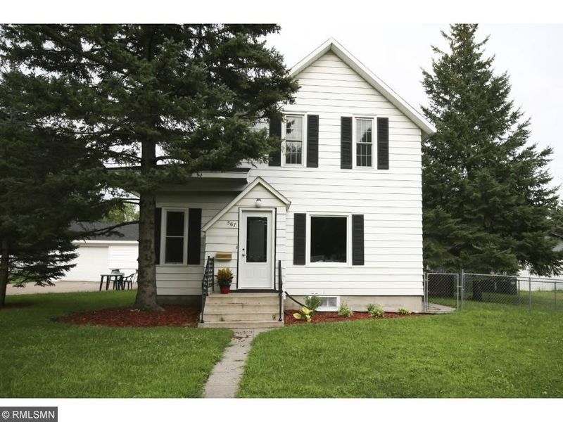 567 SW Lynn Rd SW, Hutchinson, MN 55350