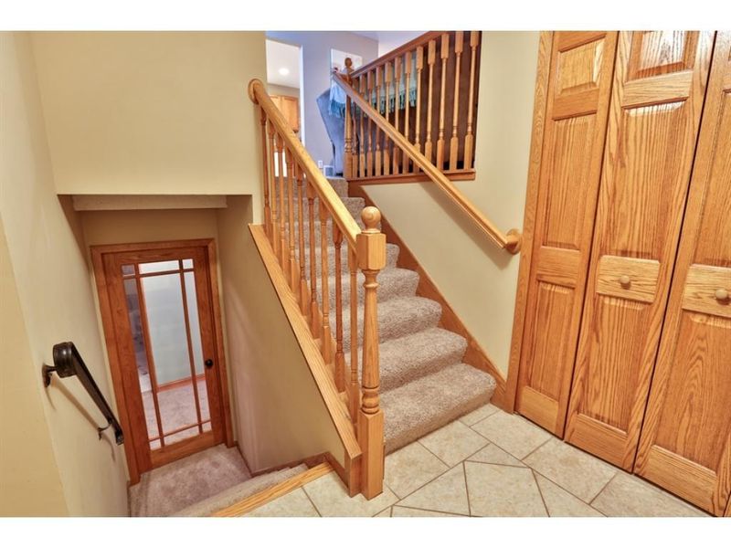6024 67th Way N, Brooklyn Park, MN 55429