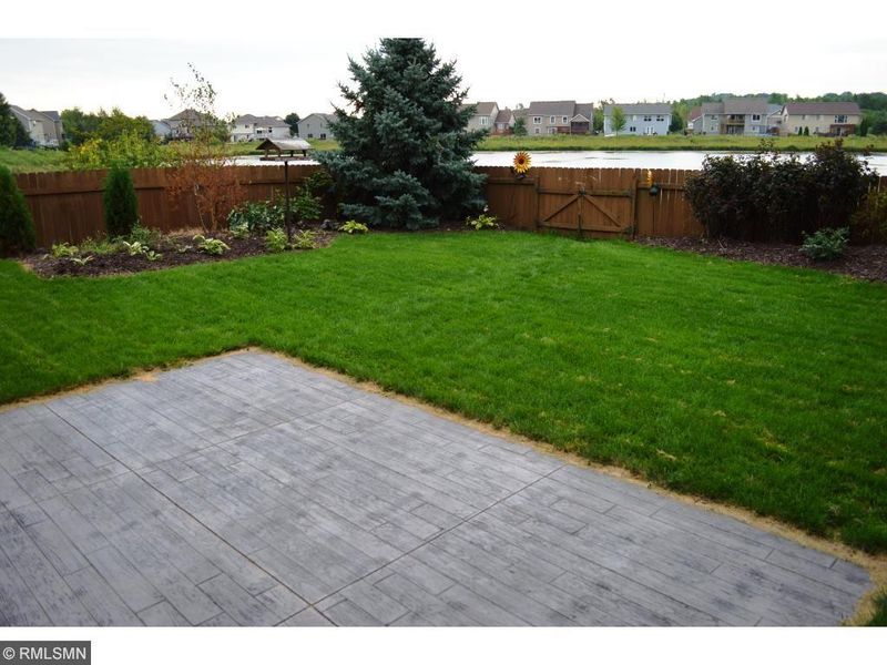 816 Superior Dr, Northfield, MN 55057