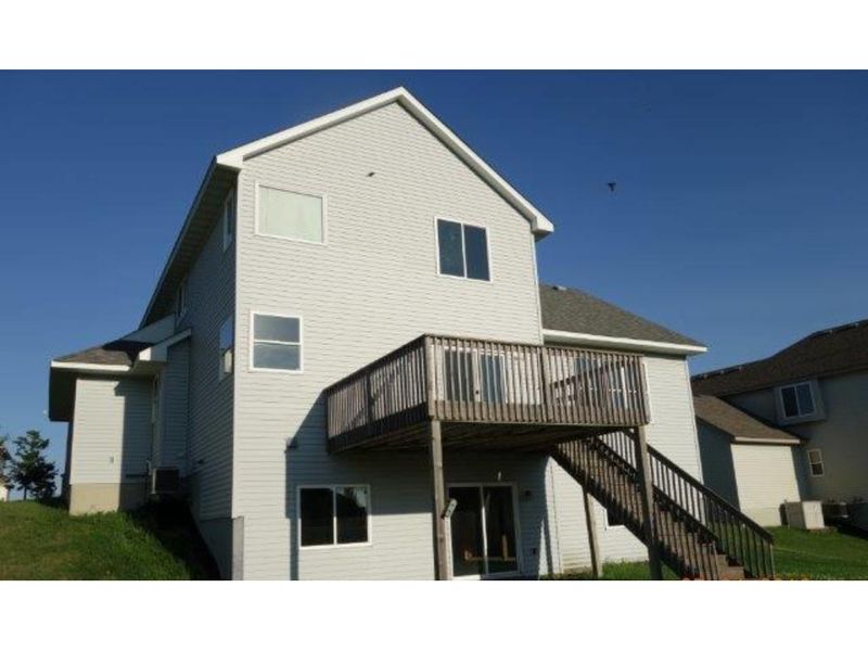 613 Cedric Ln, New Market, MN 55054