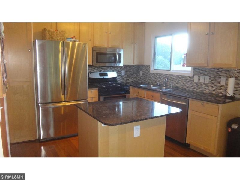 5688 133rd Street Ct, Apple Valley, MN 55124