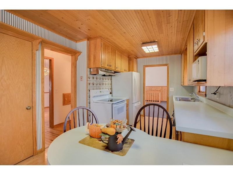 8350 Glenbrook Ave S, Cottage Grove, MN 55016