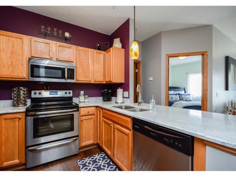 6553 Merrimac Ln N, Maple Grove, MN 55311