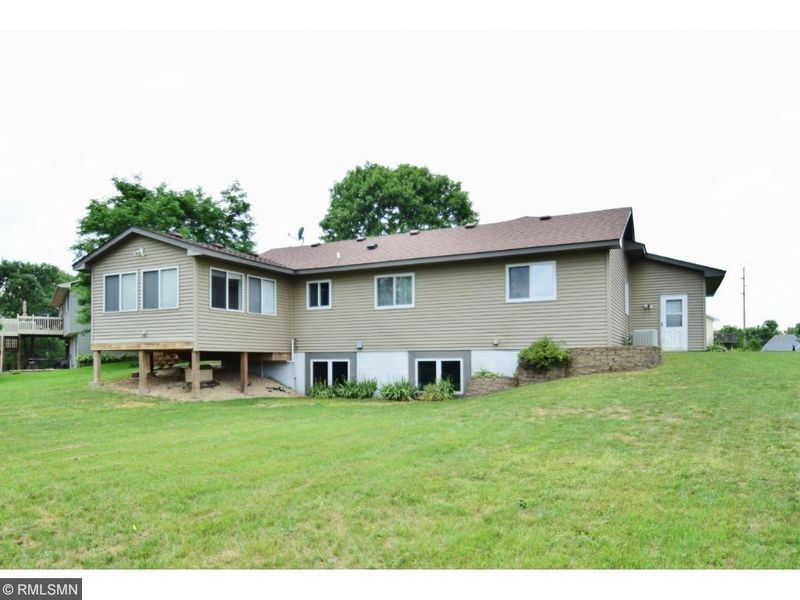 19295 Denver Ct NW, Elk River, MN 55330
