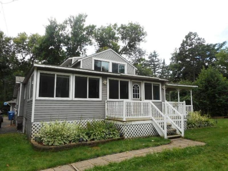 2360 Hoxie Ave, White Bear Lake, MN 55110