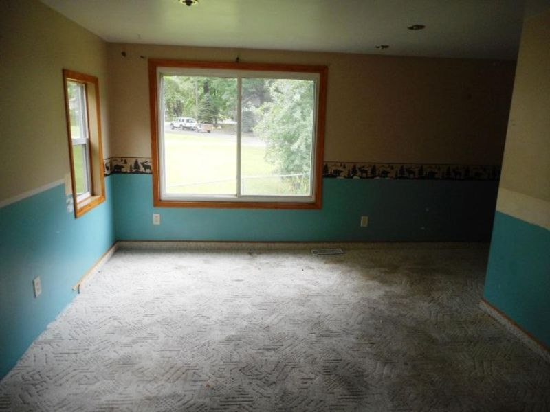 2360 Hoxie Ave, White Bear Lake, MN 55110