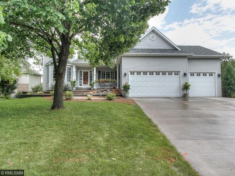 4040 Edinbrook Ter, Brooklyn Park, MN 55443