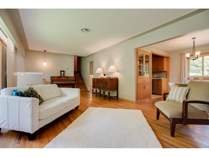 3113 Croft Dr, Saint Anthony, MN 55418