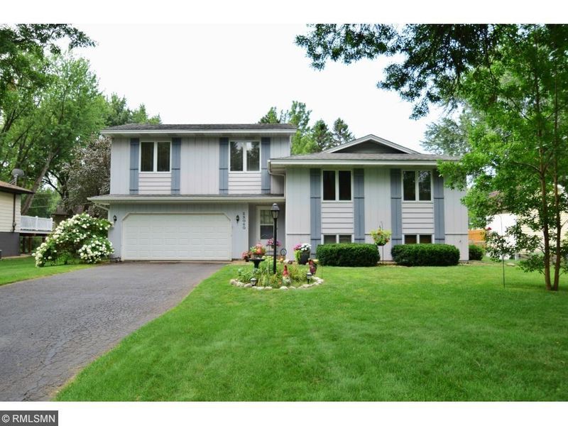 12060 Madison St NE, Blaine, MN 55434