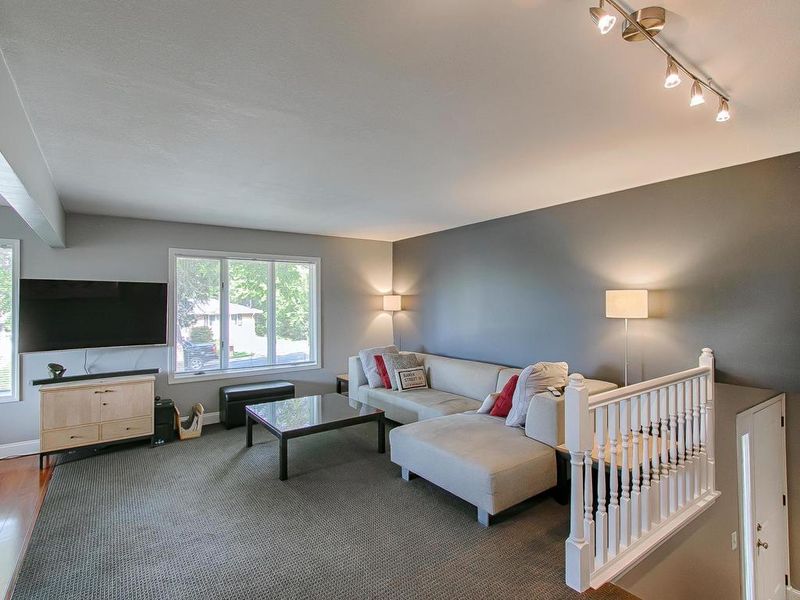3248 Halifax Ave N, Robbinsdale, MN 55422