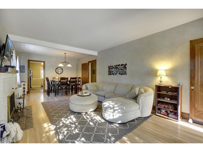 5156 Upton Ave S #S, Minneapolis, MN 55410