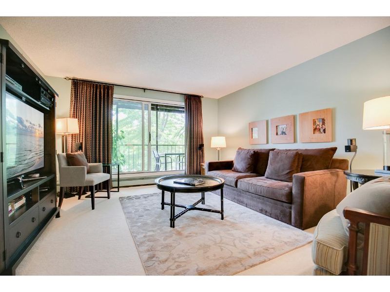4710 58th Ave N #112, Crystal, MN 55429