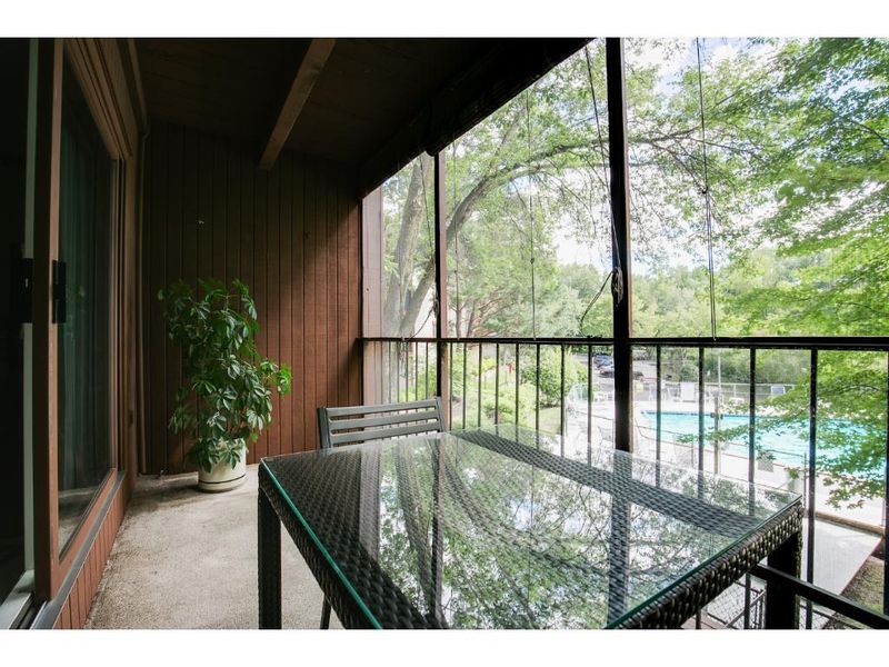 4710 58th Ave N #112, Crystal, MN 55429