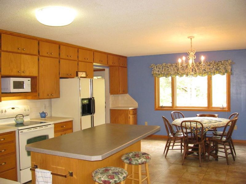 21133 Eden Dr, Nevis, MN 56467