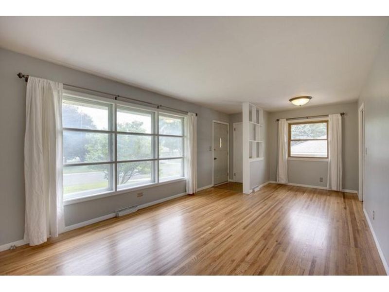1430 Melrose Ave, Saint Louis Park, MN 55426