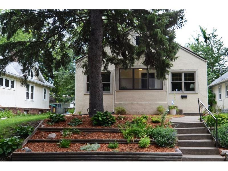 3634 Russell Ave N, Minneapolis, MN 55412