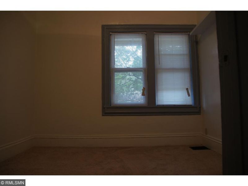 738 Burr St, Saint Paul, MN 55130