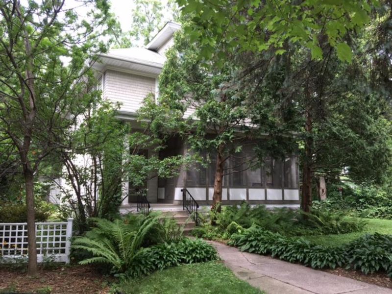 1765 Goodrich Ave, Saint Paul, MN 55105