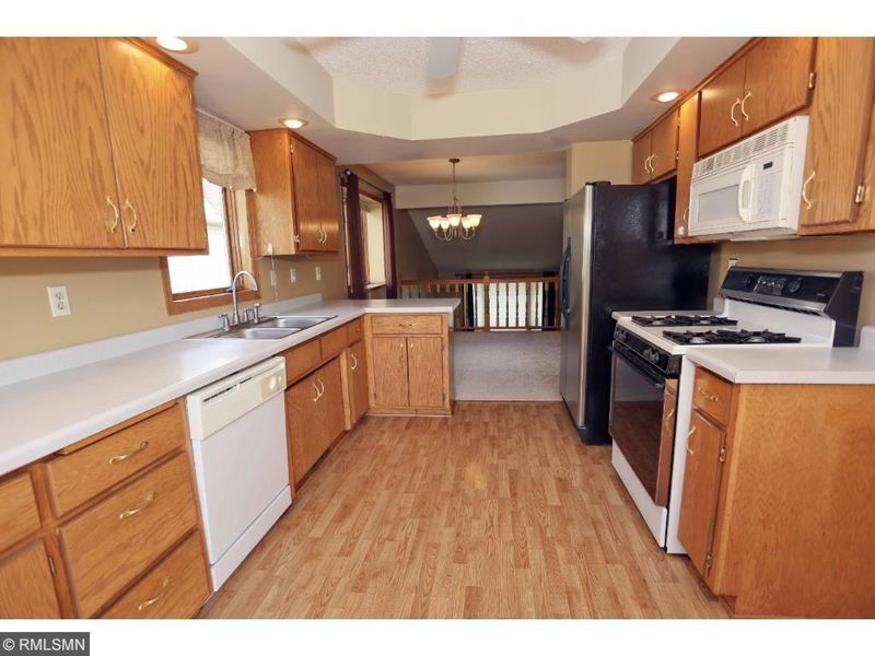 2182 Stillwater Ave E, Saint Paul, MN 55119