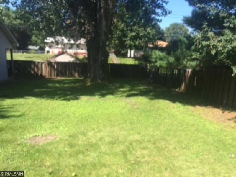 7450 Able St NE, Fridley, MN 55432