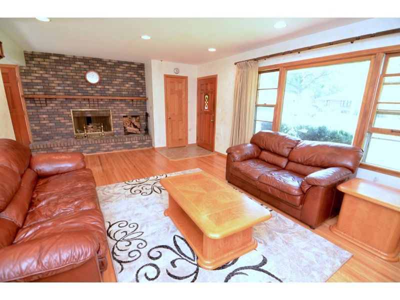 11019 Thomas Ave S, Bloomington, MN 55431