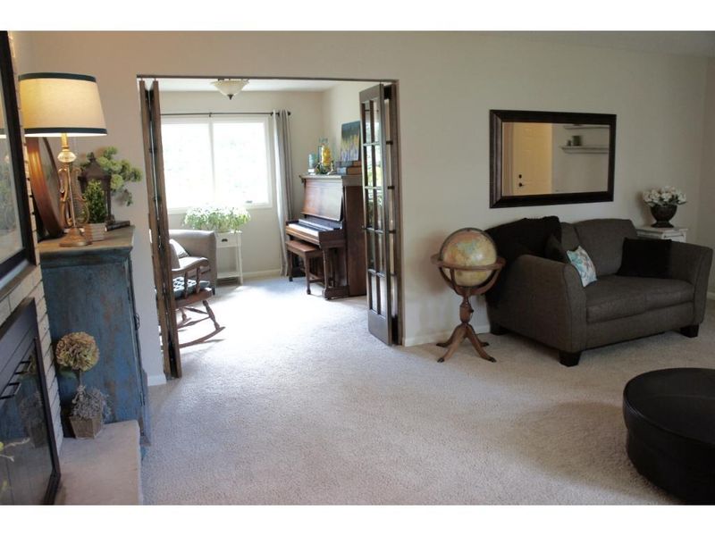 986 Tiller Ln, Shoreview, MN 55126