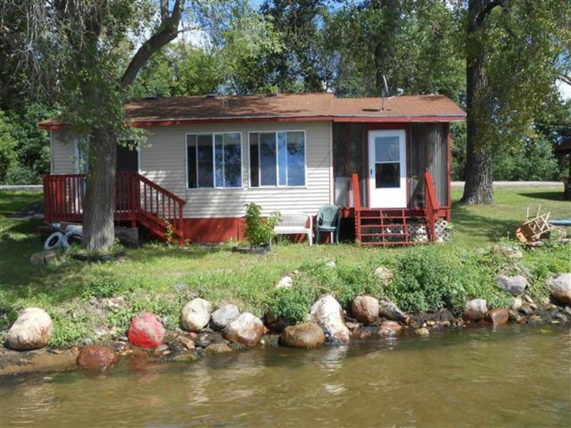 5393 Dempsey Ave SW, Waverly, MN 55390