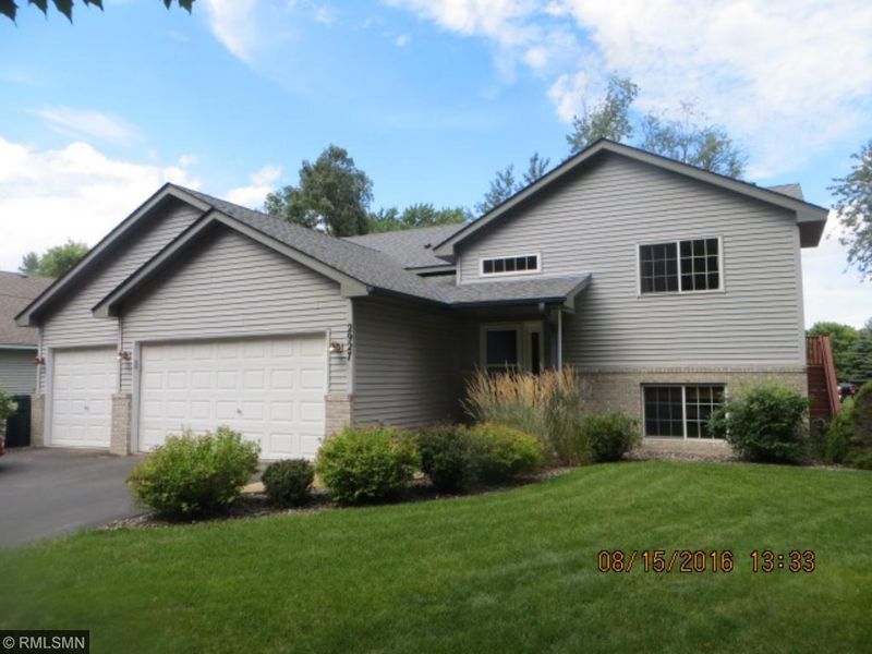 2927 94th Ave NE, Blaine, MN 55449