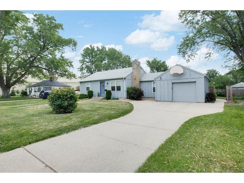 6237 Harriet Ave, Richfield, MN 55423