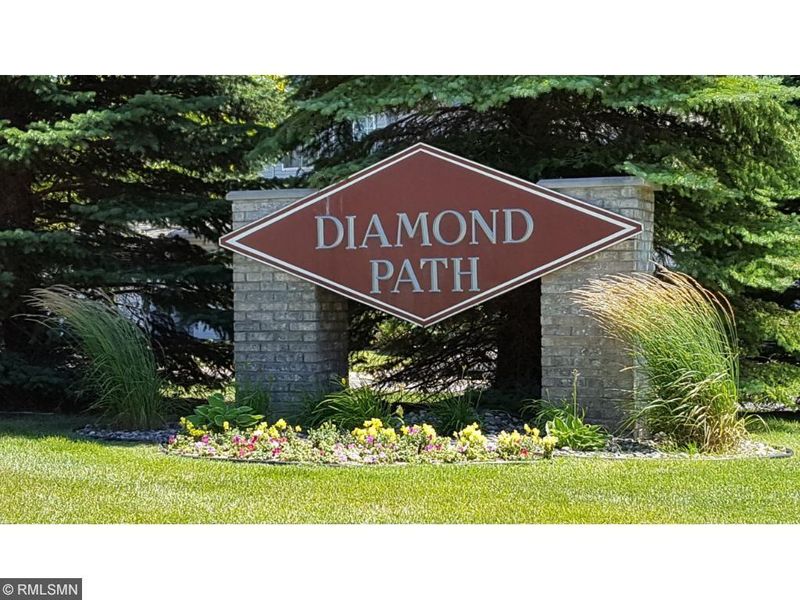 12998 Echo Ln, Apple Valley, MN 55124