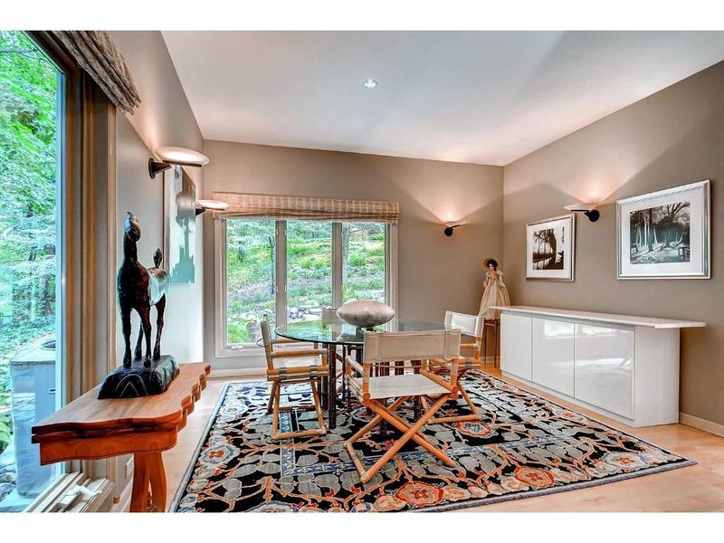 4801 Highland Rd, Minnetonka, MN 55345