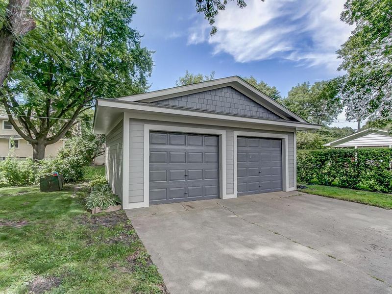 2074 Emerald Ln, Eagan, MN 55122