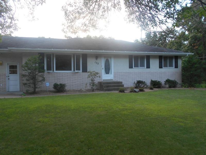 132 105th Ln NW, Coon Rapids, MN 55448