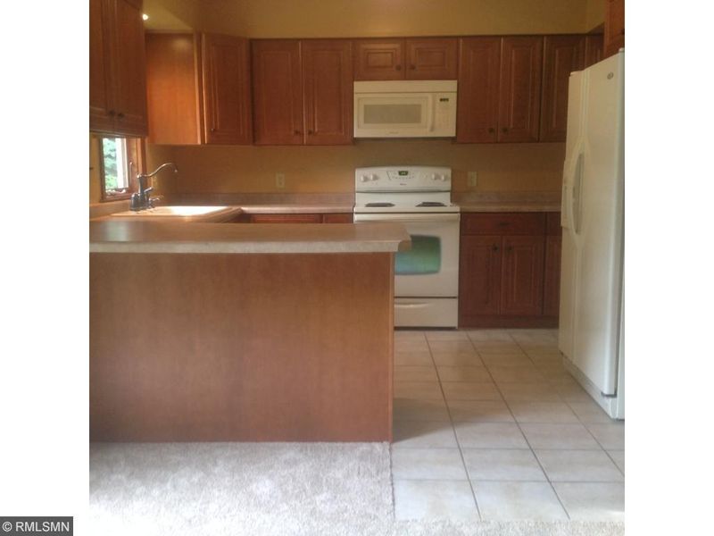 1739 Roosevelt Dr, Northfield, MN 55057