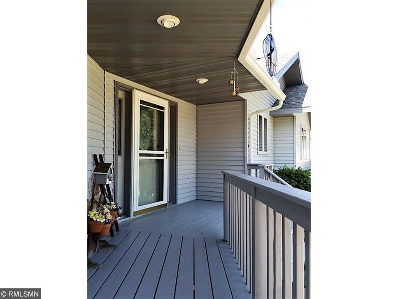612 Labelle Pl, Little Falls, MN 56345