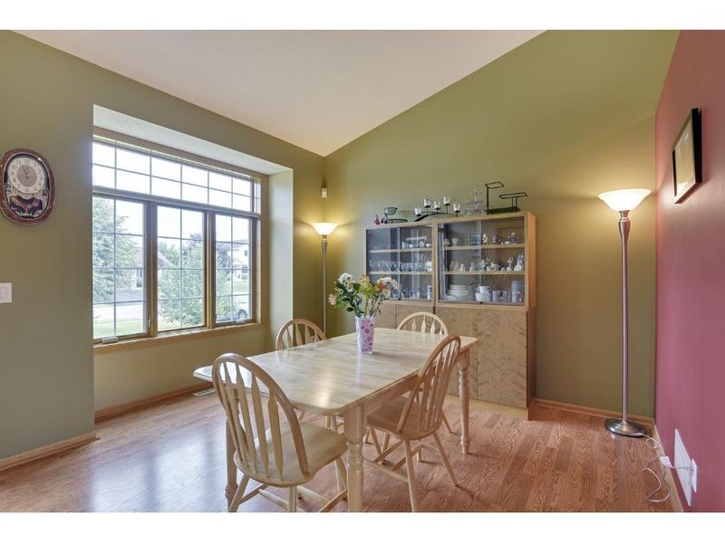 6917 88th Ave N, Brooklyn Park, MN 55445