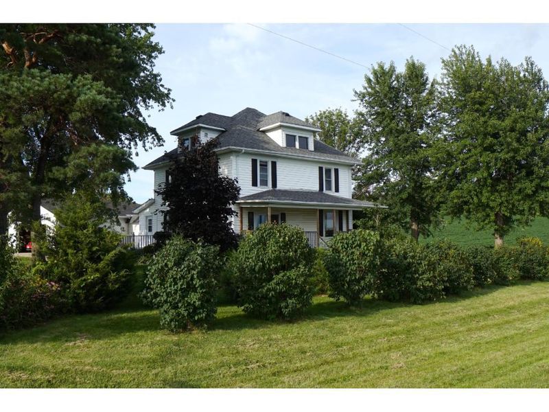 9355 220th St W, Morristown, MN 55052