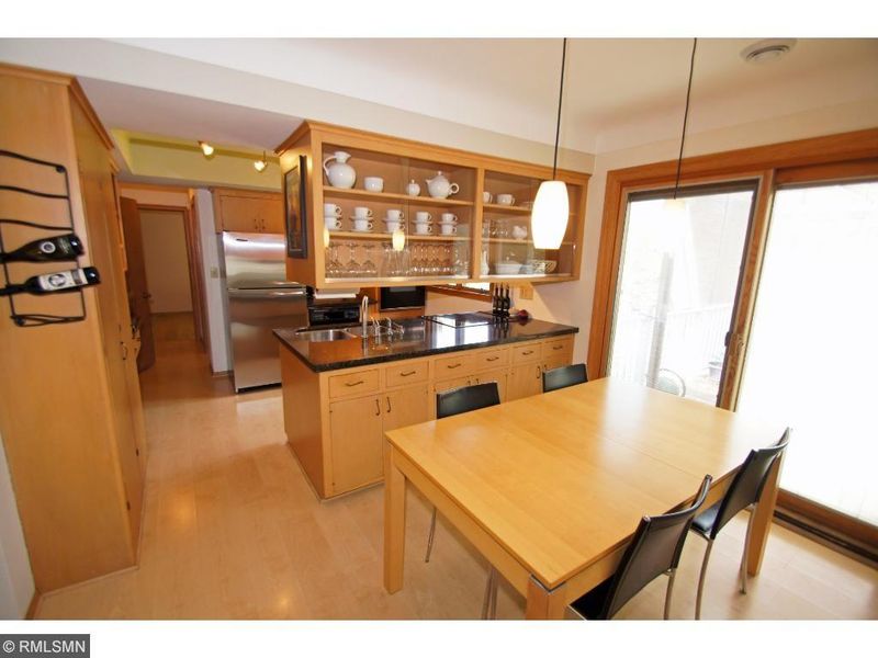 2647 5th Ave E, North Saint Paul, MN 55109