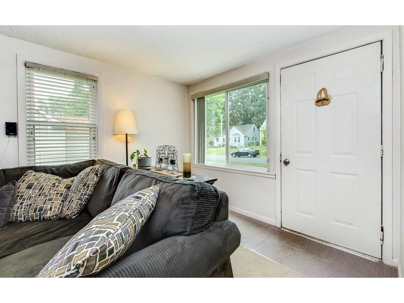 4041 Washington St NE, Columbia Heights, MN 55421