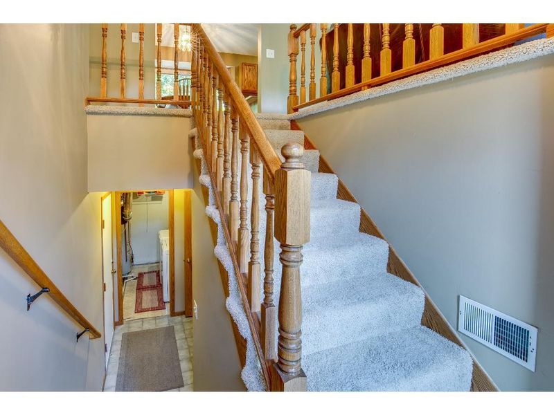 15483 Fish Point Rd SE, Prior Lake, MN 55372