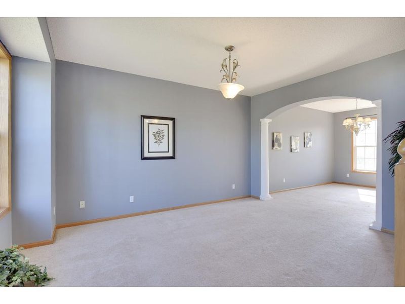 4201 99th Ave N, Brooklyn Park, MN 55443