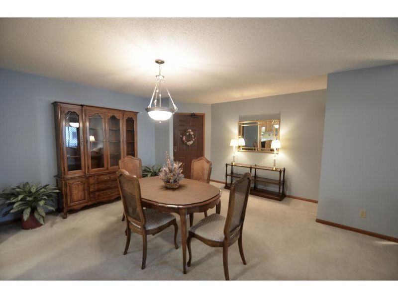4465 Trenton Ln N #206, Plymouth, MN 55442